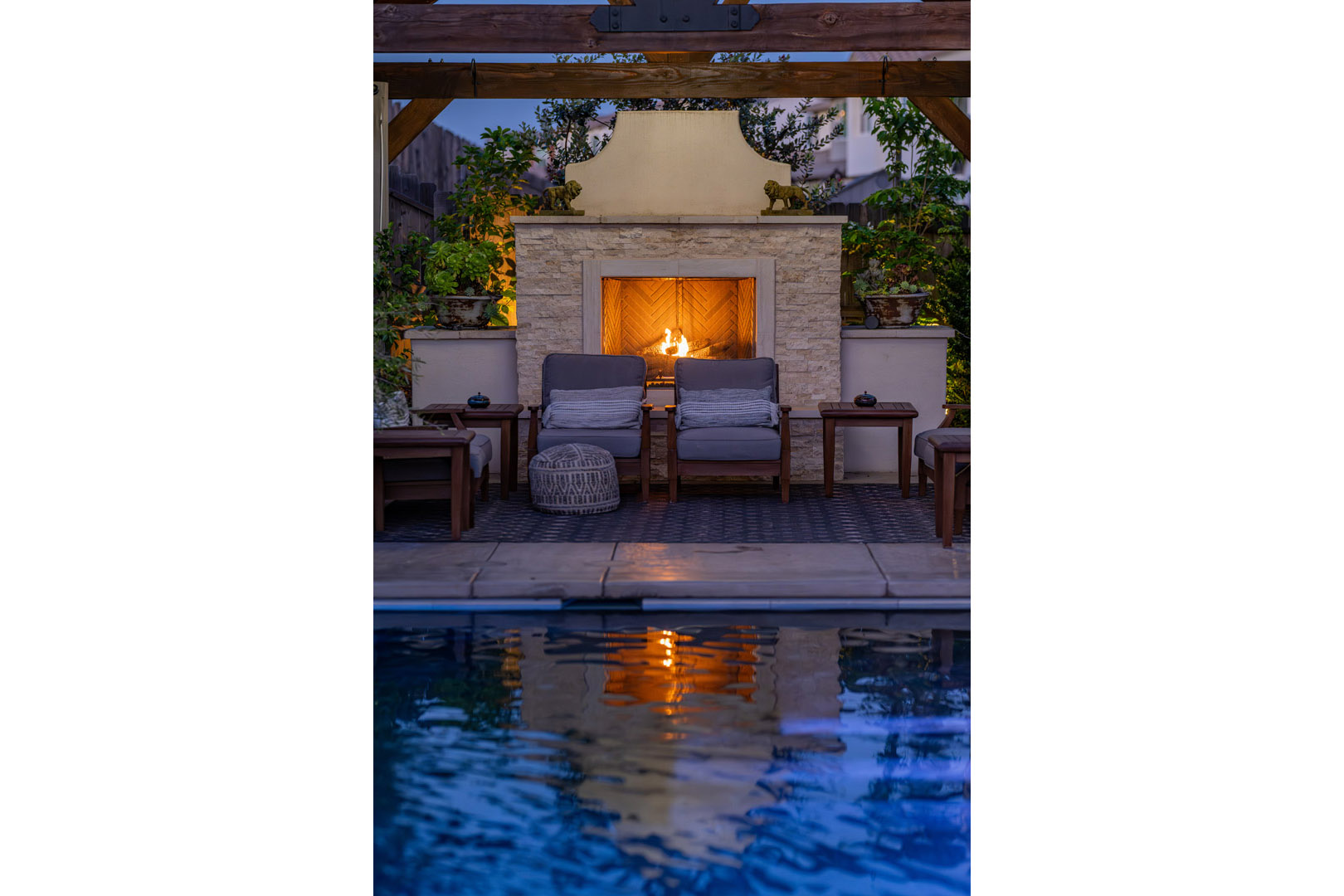 Lincoln Outdoor Living Spaces design with Water Features